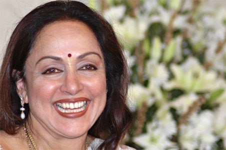 Vote Congress out of power: Hema Malini tells Manipur voters