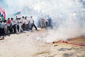 Kalmadi bail sparks celebrations in Pune