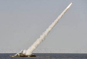 Iran navy tests surface-to-air missile