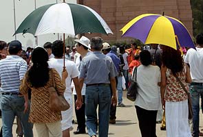 After coldest Feb, now hottest day in last five years