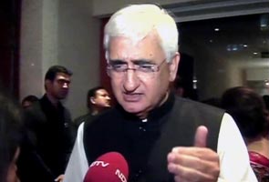 Didn't say Sonia Gandhi cried, clarifies Salman Khurshid   