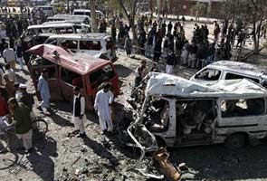 Car bomb kills 12 at Pakistani bus station: police