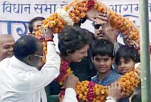 UP polls: Priyanka's children remind Amethi of Rajiv era