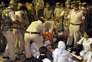 Sonia Gandhi, Prime Minister 'accountable' for Ramdev camp crackdown: BJP
