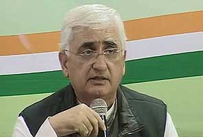 Khurshid sticks to stand on minority quota; Congress shies away from controversy