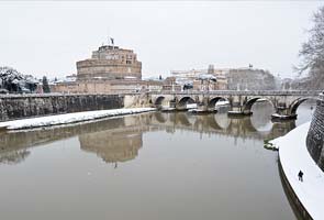 Italian father throws toddler off bridge into freezing river