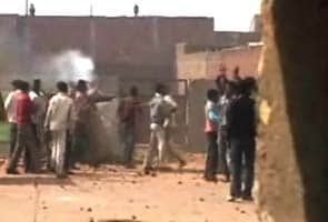 Clashes in Aligarh over teen's death in truck accident