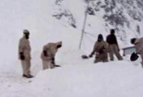 Major avalanches in Kashmir; 19 soldiers dead, 3 still trapped