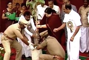 Jayalalithaa turns 64 today, celebrates green birthday