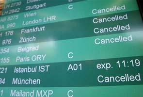 German public workers strike, hundreds of flights cancelled