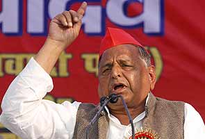 Mulayam hints at mid-term elections in his speech to party workers