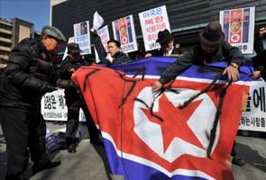 US warns N Korea rocket aimed south