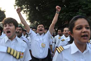 Air India pilots threaten to go on strike from April 2