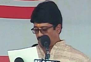 Raja Bhaiyya suspends jail superintendent, deputy jailor in Lucknow