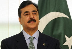 Gilani ready to resign over reopening graft cases issue