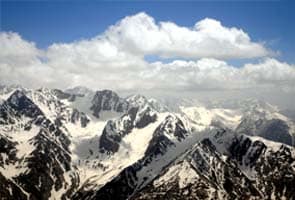 145 'presumed dead' in Afghan avalanche: UN