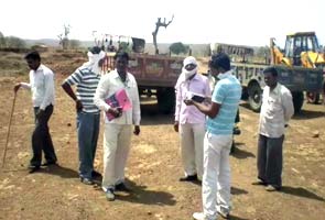 Mining mafia allegedly tries to run over woman revenue officer in Madhya Pradesh
