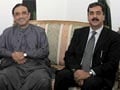 Asif Ali Zardari meets Gilani, Kayani before India visit