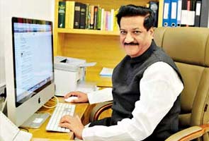 Revamp for Maharashtra Congress? Prithviraj Chavan meets Sonia Gandhi