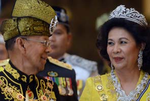 Malaysia enthrones new king in lavish ceremony