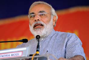 After Pawar, Narendra Modi slams govt on 'anti-farmer policies'