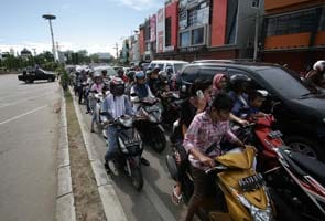 Indonesia earthquakes: Tsunami warning lifted from 28 countries