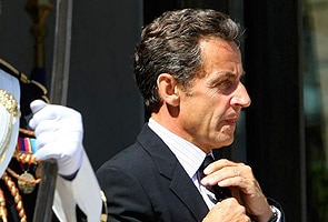 'Atomic Anne' tries to nuke France's Sarkozy