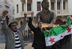 'Friends of Syria' tighten screws on Damascus regime 