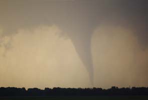 Tornadoes hit US Midwest; Authorities say 5 dead 