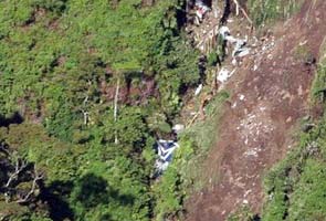 10 bodies found near Indonesia plane crash site  
