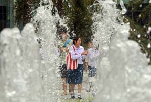 Bangkok swelters, sparks debate on city planning in Asia