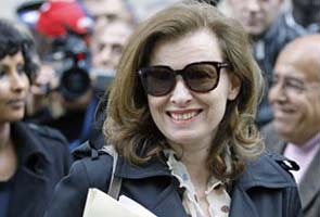 France First Ladies: Analysis as Bruni-Sarkozy set to hand over first lady duties to Valerie Trierweiler