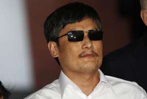 Blind Chinese activist Chen Guangcheng rests in New York City