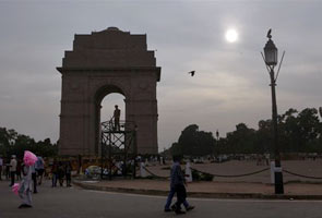 Crackdown on motorcycle riders indulging in stunts at India Gate