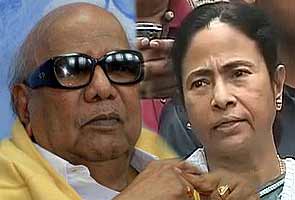 UPA-II's three years: Mamata Banerjee, Karunanidhi to skip PM's dinner, A Raja may attend