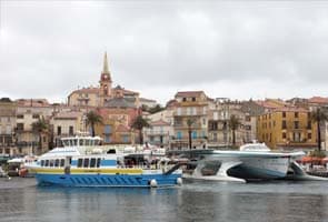 World tour on solar-powered boat to beat climate change