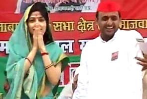 Akhilesh Yadav's wife Dimple to file nomination papers for Kannauj by-polls