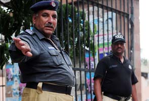 300 obese Pakistani cops removed from field jobs