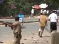 In Patna, police lathicharges protesting power board employees, fires in the air