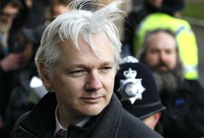 Over 10,000 messages back Assange's asylum in Ecuador 