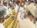 BJP workers court arrest in Tamil Nadu
