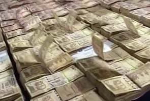 Record 32 crore in cash seized ahead of Andhra Pradesh elections