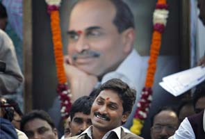 Election results: Jagan sweeps polls; will be Chief Minister in 2014, predicts sister