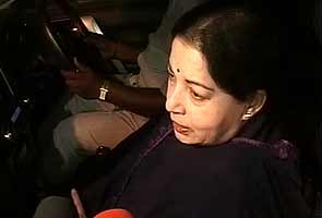 Jayalalithaa urges Centre for immediate roll back of parcel rate hike