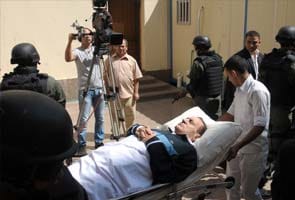 Egypt's former President Hosni Mubarak defibrillated, hospital transfer likely