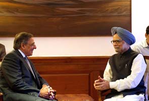 US Defence Secretary Panetta meets Prime Minister Manmohan Singh