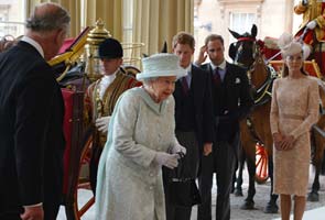 Queen's grand carriage procession at final jubilee festivities
