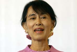 Suu Kyi to be honoured in Paris near end of Europe tour 