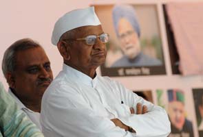 Congratulate Pranab Mukherjee for becoming first citizen, says Anna Hazare