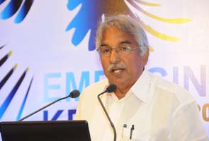 Labour unrest a thing of the past in Kerala: Oommen Chandy